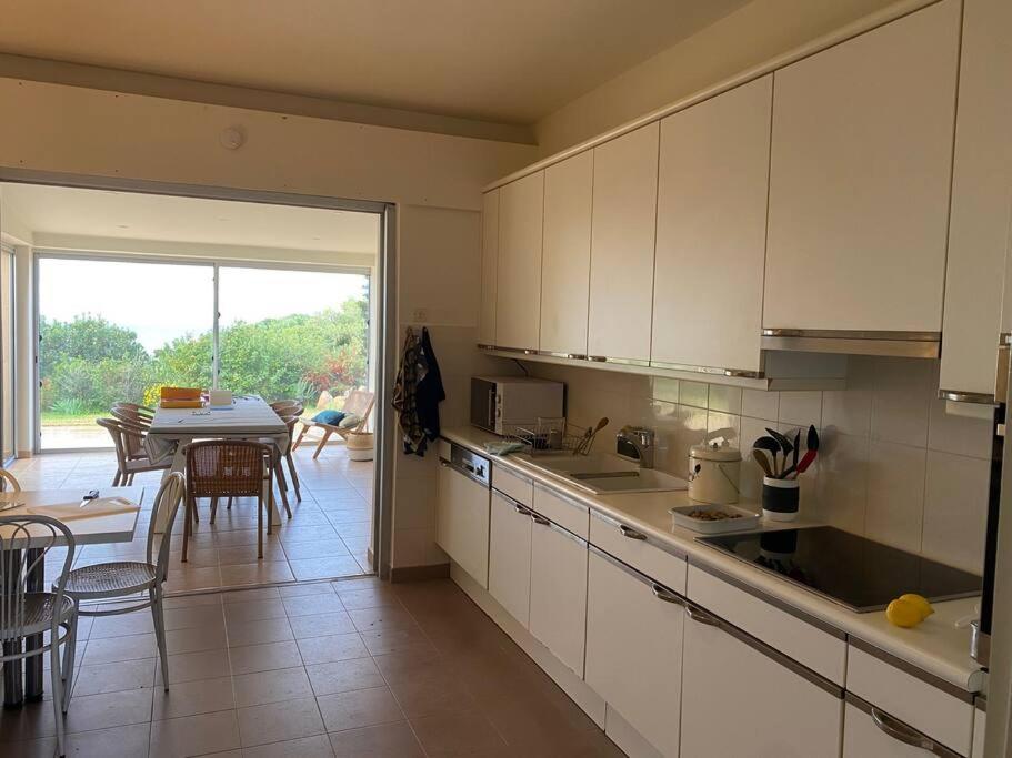 180 M2 Vue Piscine Climatisee Grand Jardin 5000 M2 Cloture Calme Villa *