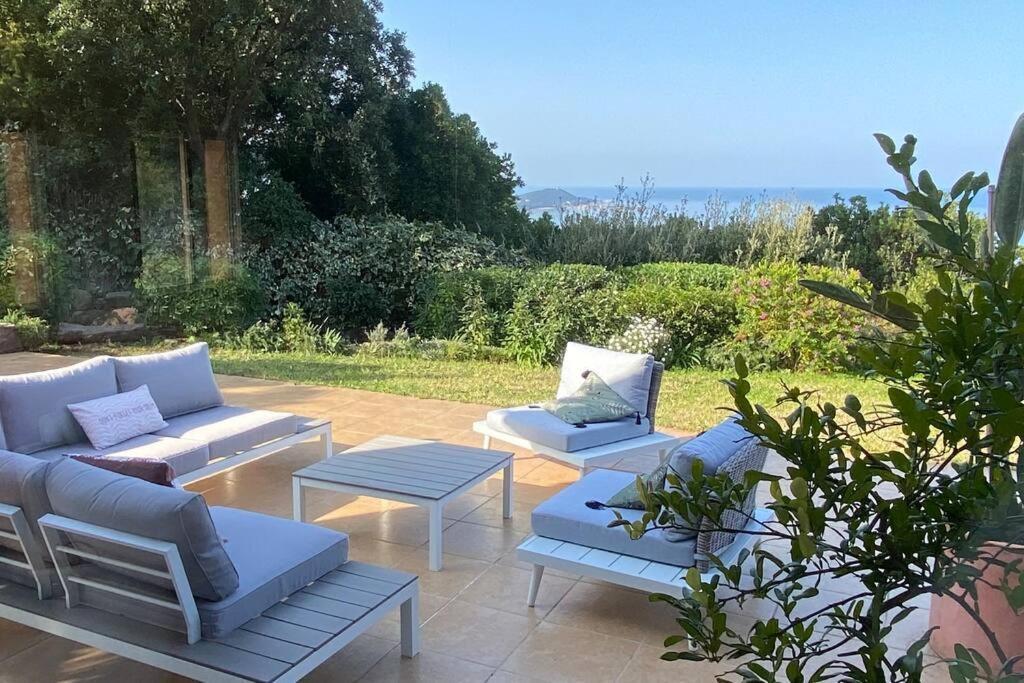 180 M2 Vue Piscine Climatisee Grand Jardin 5000 M2 Cloture Calme Villa Porticcio (Corsica)